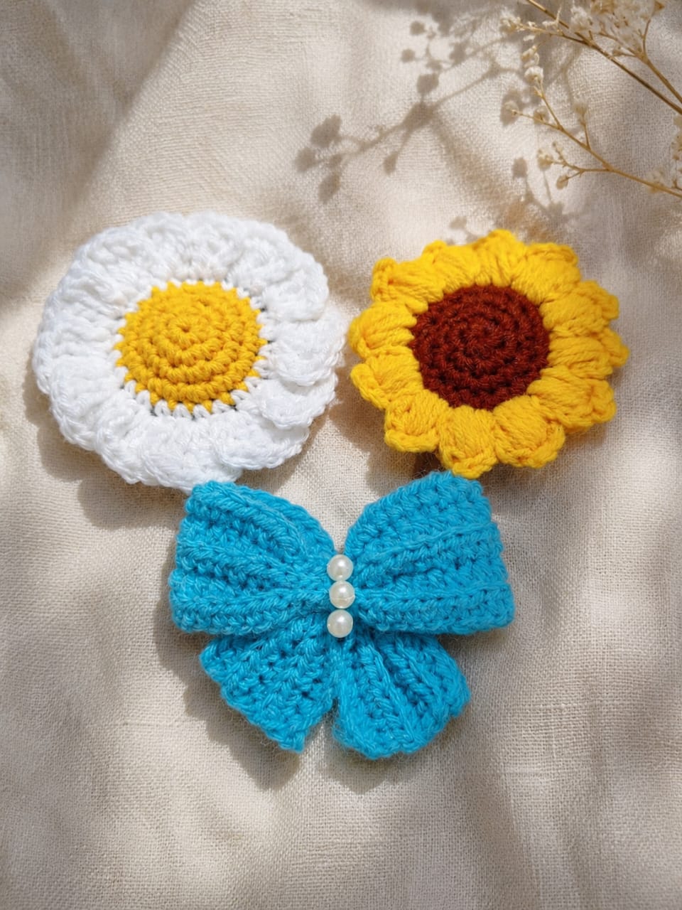 3 Pcs Crochet Hair Clip Combo ✨