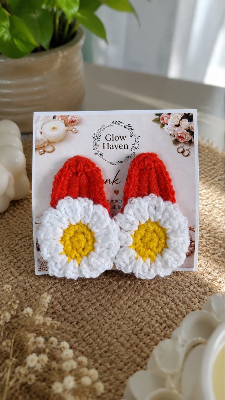 Crochet Daisy tiktak hair clip